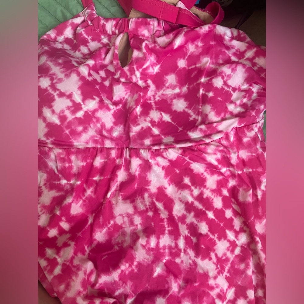 PLUS SIZE Catherine’s 20W pink tankini top!